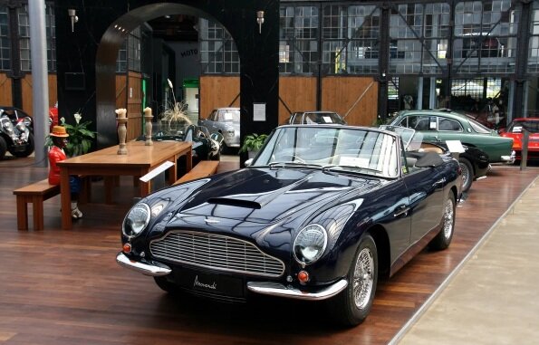 Aston Martin DB6 Volante Фото: fb.com