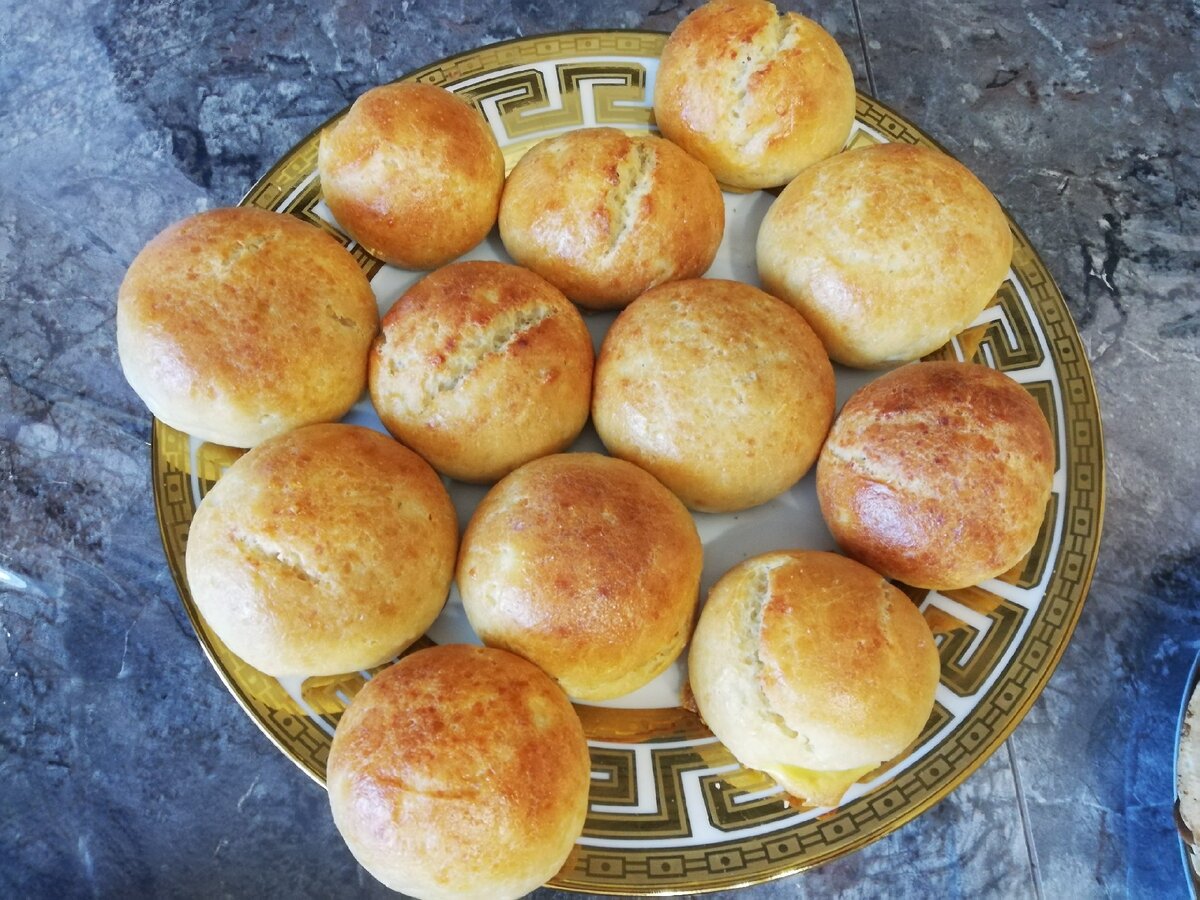 вкусные мягкие булочки. булочки на кефире в духовке.