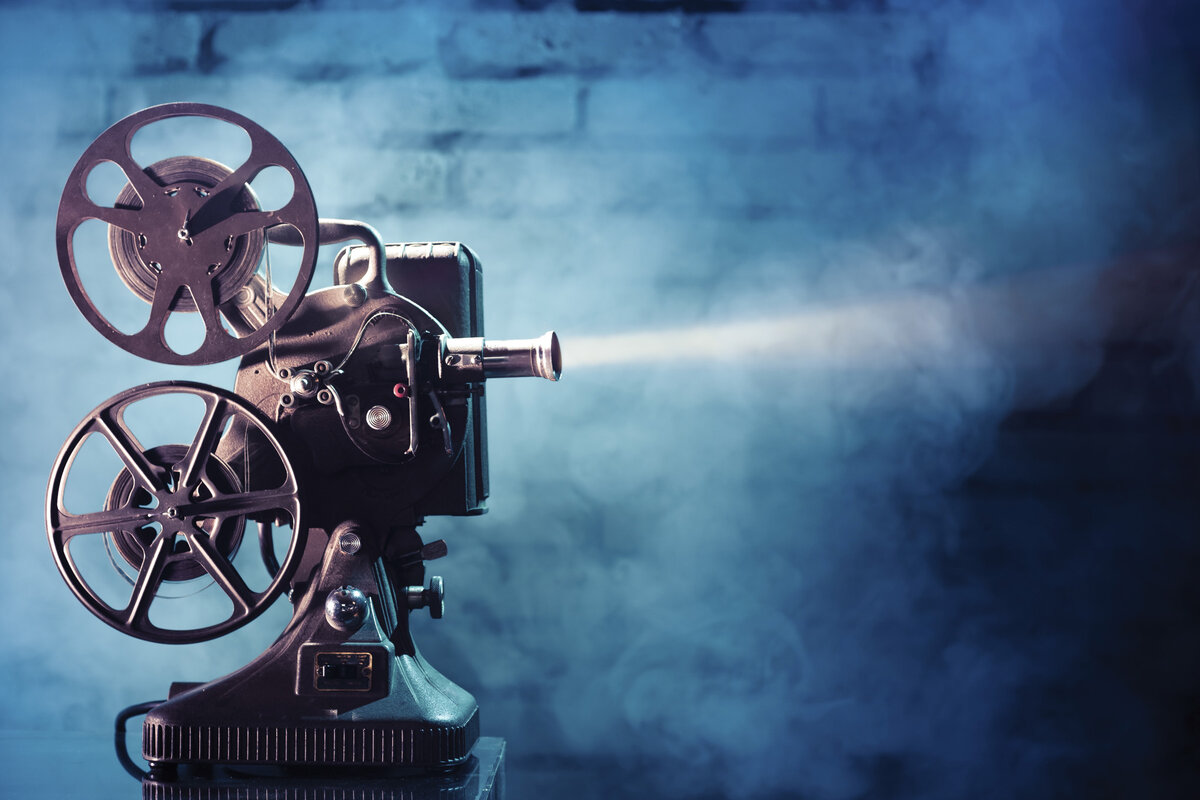 Иногда просмотр кинофильма может быть намного познавательней , чем чтение сухих фраз и перечисления исторических фактов из учебника