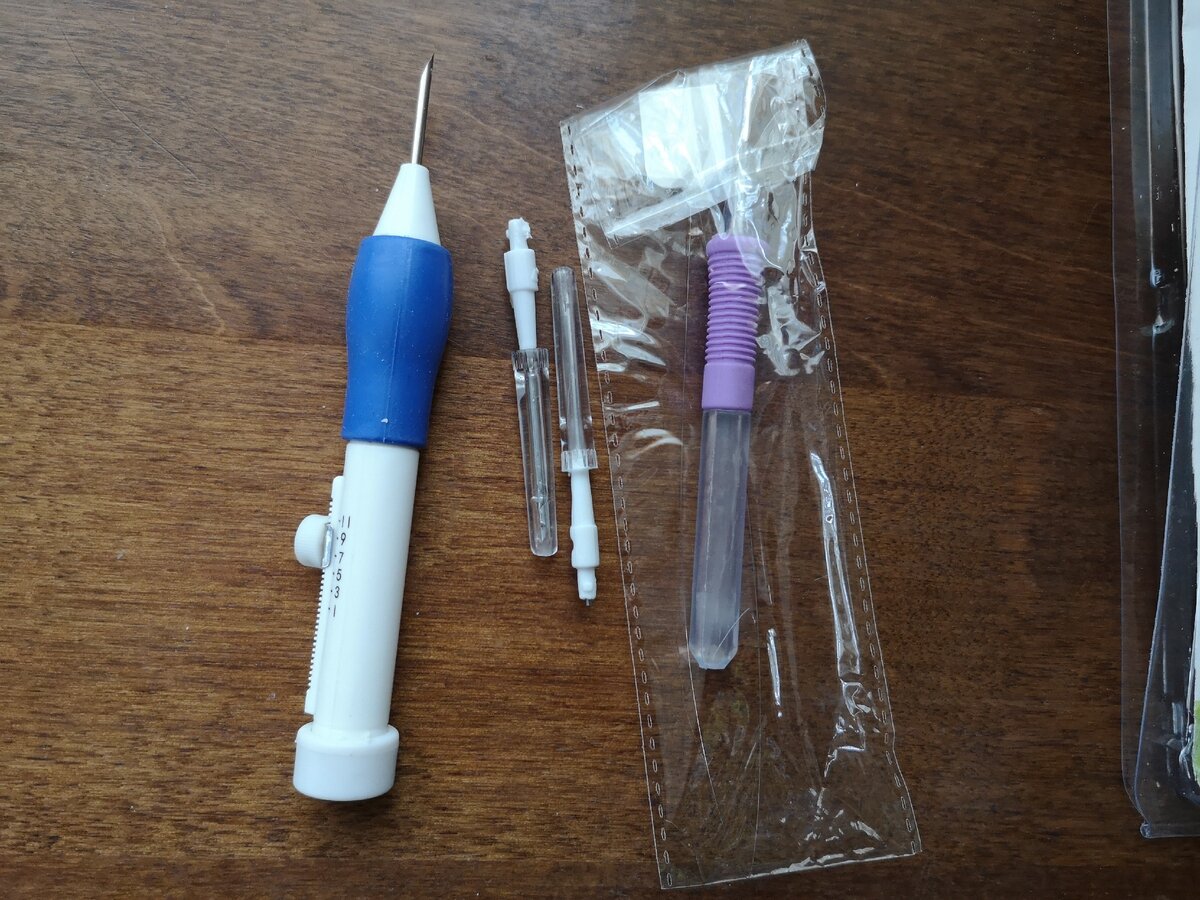 игла для ковровой вышивки видео. ковровая техника вышивания иглой. игла лавор 5 мм. игла "punch needle". нитевдеватель clover.