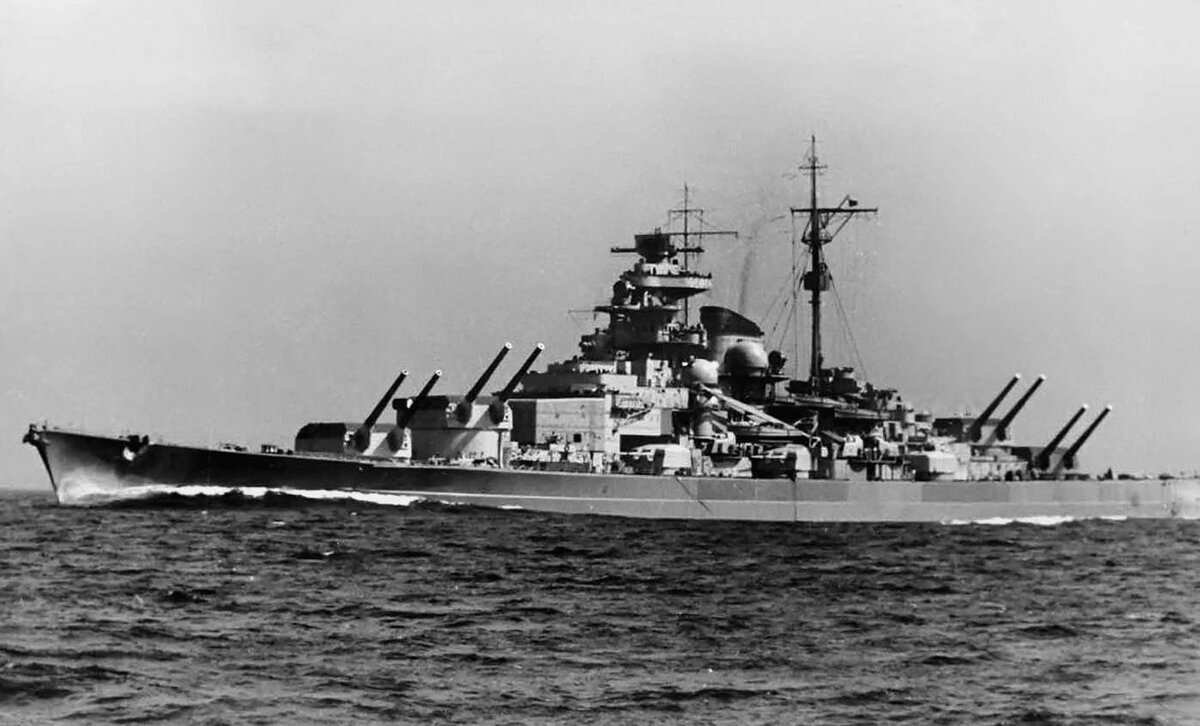 Немецкая эскадра во главе с Тирпицем,