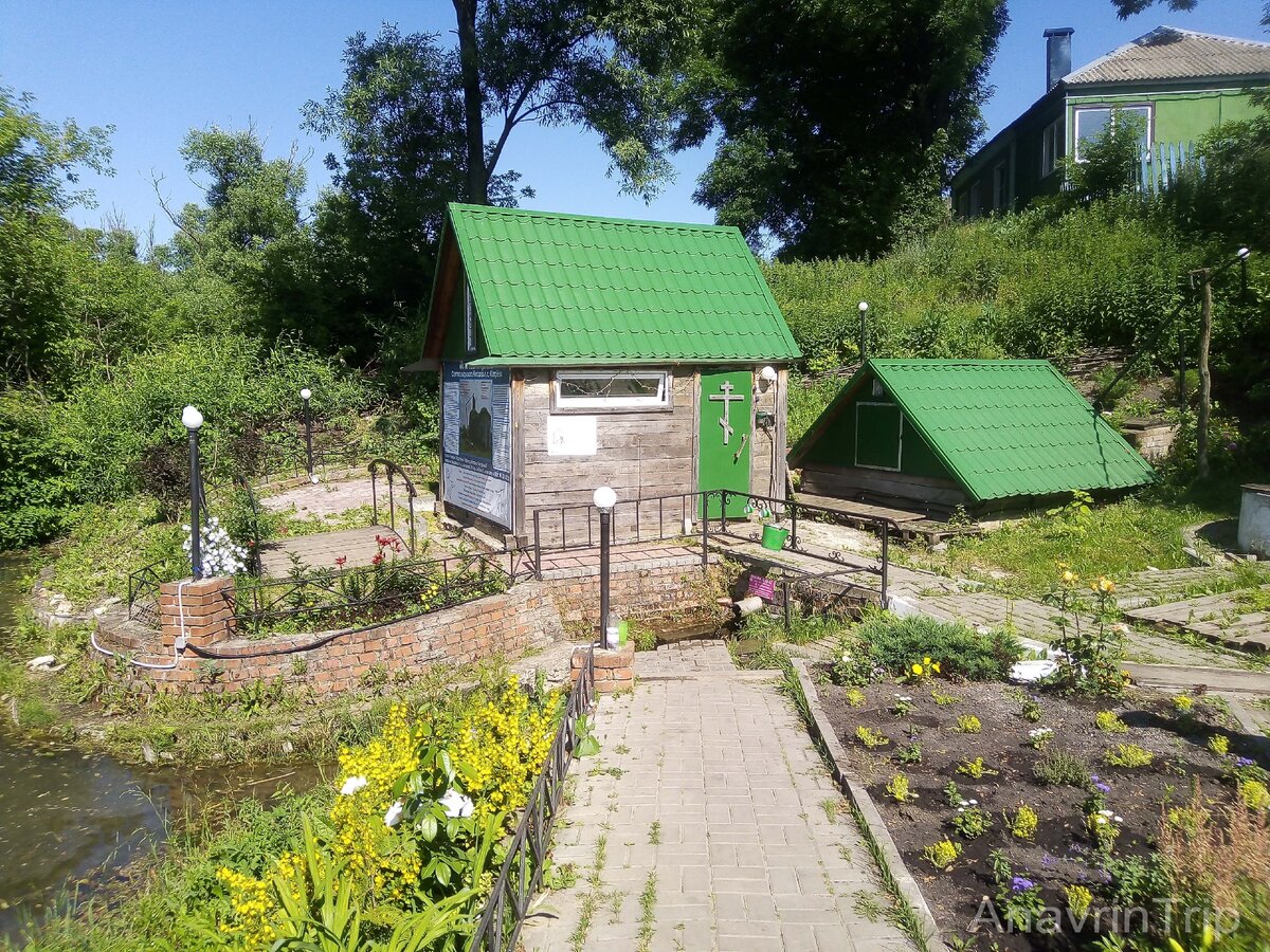 Никольское на еманче. Святой источник Николая Чудотворца Никольское-на-Еманче. Источник Николая Чудотворца в Воронежской области. Никольское на Еманче Воронежская область. Липецкая область Родниковый источник Николая Чудотворца.