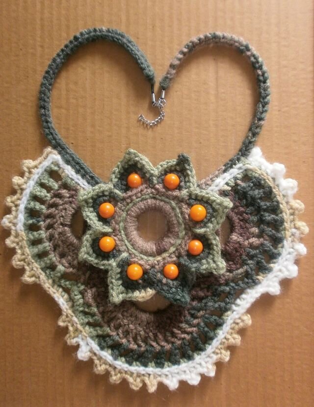 Авторское украшение Елены Шавровой.