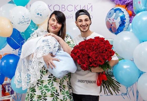 Иосиф, Александра и Стефан Оганесян (фото из Instagram)