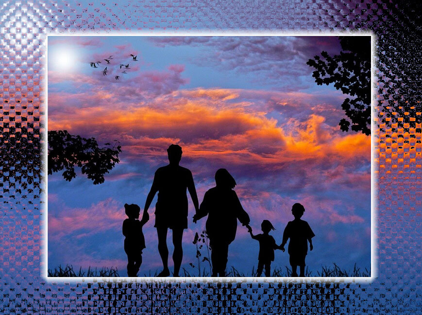 Дружная семья. Фото с сайта Pixabay.com. Обработка автора