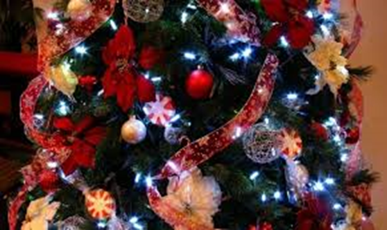  Способ украшения новогодней елки