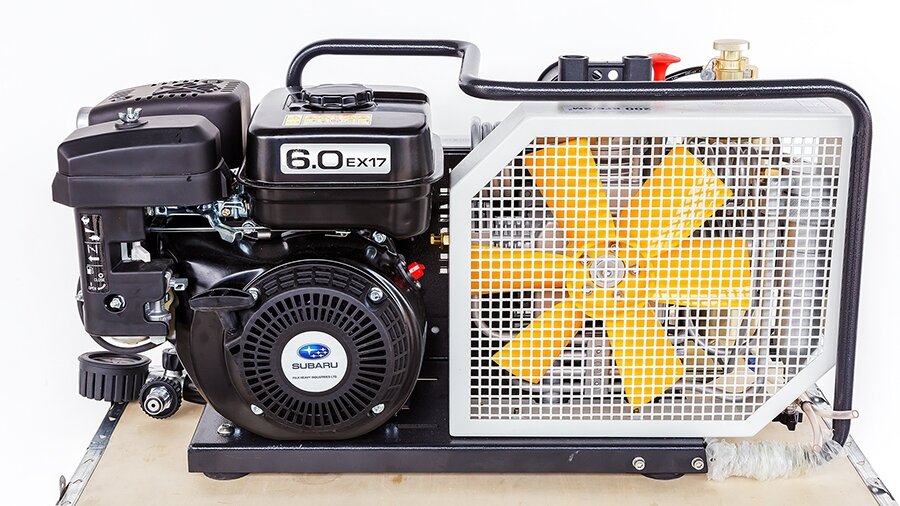 Компрессор Baroc 100, цена от 290 до 330 тысяч рублей по Яндексу