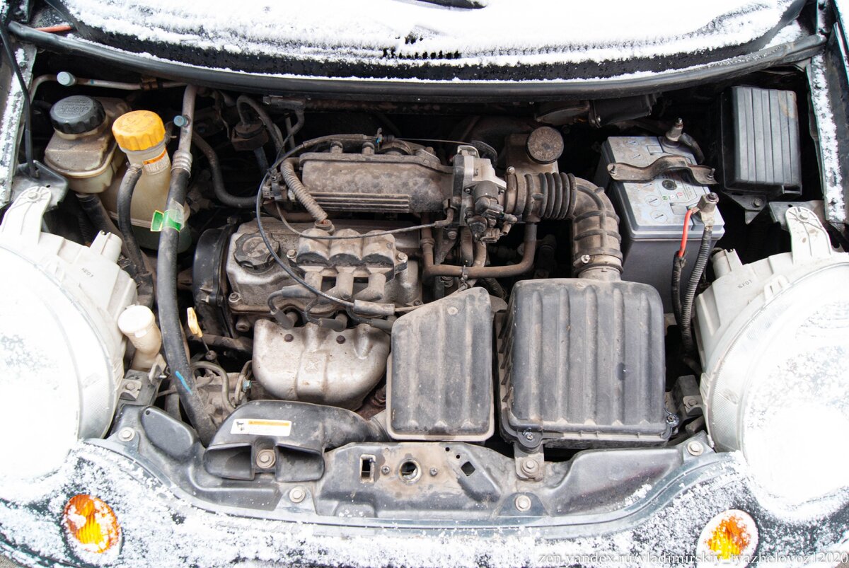 Во дворе попросили "прикурить" севший аккумулятор, я отказал ...