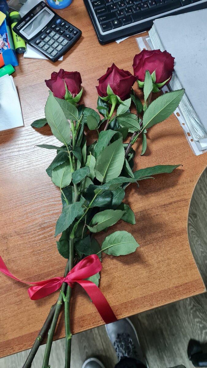 Девочки на работе поздравили❤