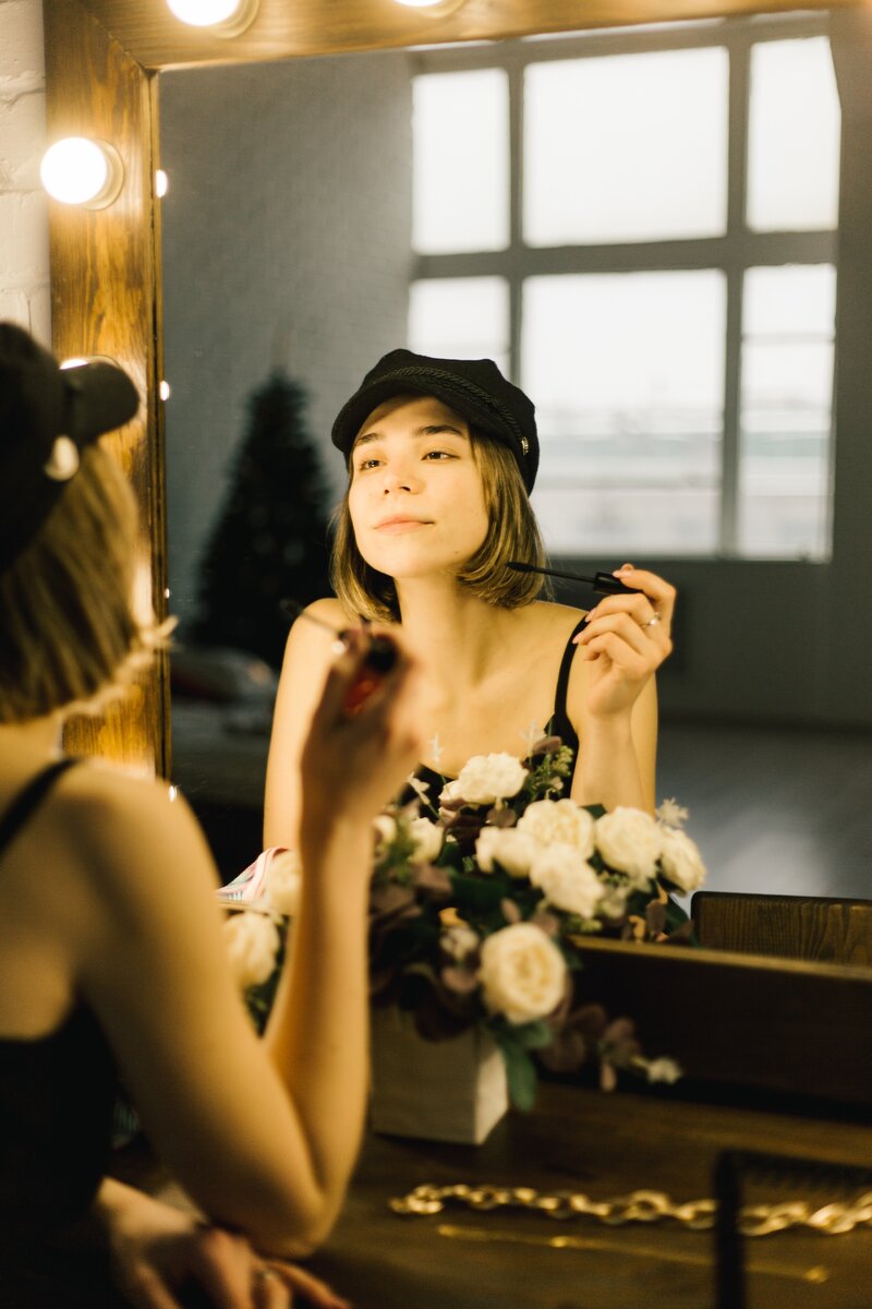 Человек, которому не давали денег на карманные расходы. 