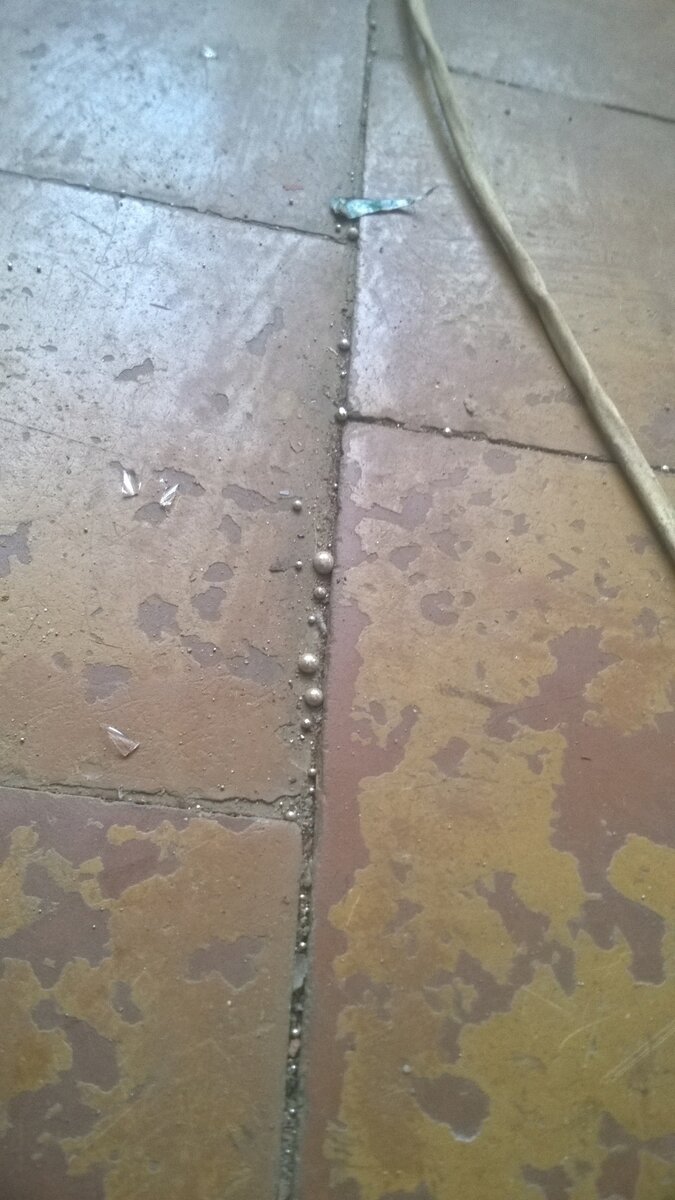 Пример комков ртути