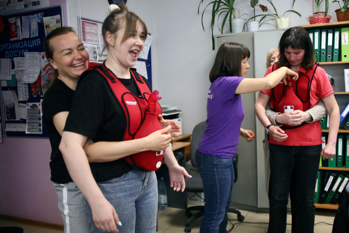 Тренируемся на специальных жилетах