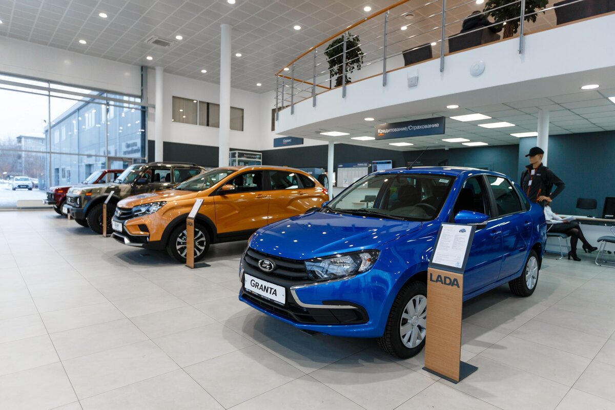 АвтоВАЗ поднял цены на все автомобили своей линейки (фото:2gis.com)
