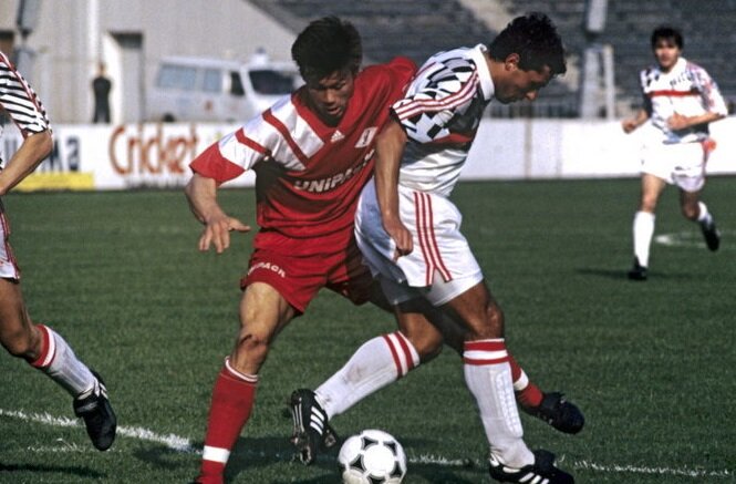 Матч первого в истории Чемпионата России, между Динамо и Спартаком