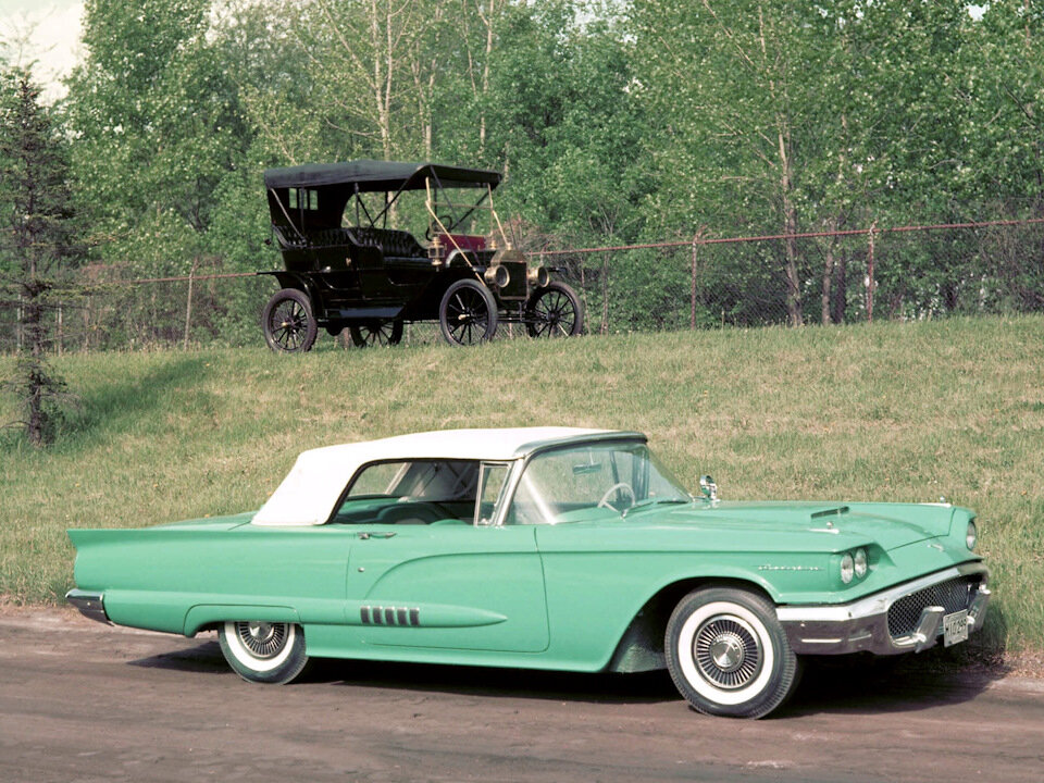 Ford Thunderbird 1958