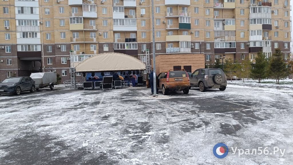    Сегодня телемачта Оренбурга засияет тысячами огней. Жителей города ждет самое высокое световое шоу
