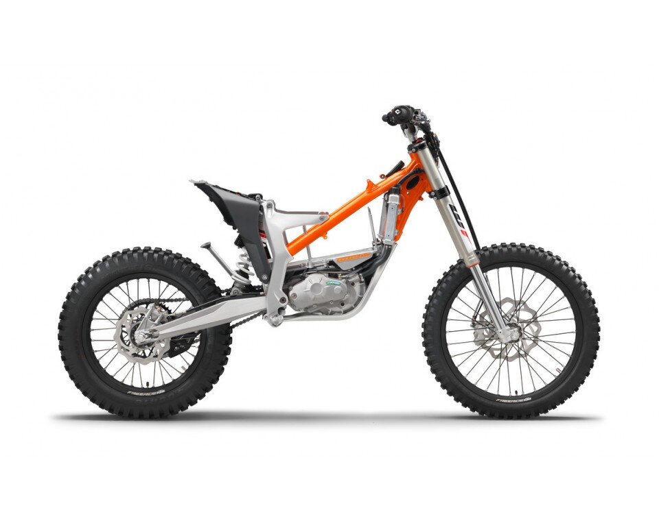 Дальность хода и время зарядки