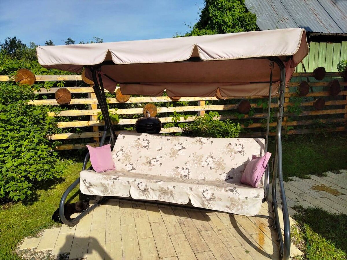 Наши качели. С такой тканью мы их купили