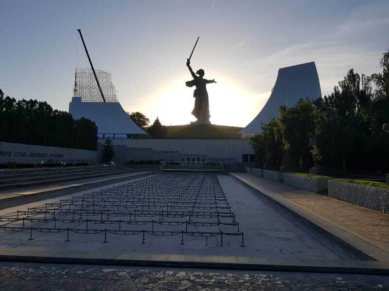 Сцена, подготовленная к концерту Победы