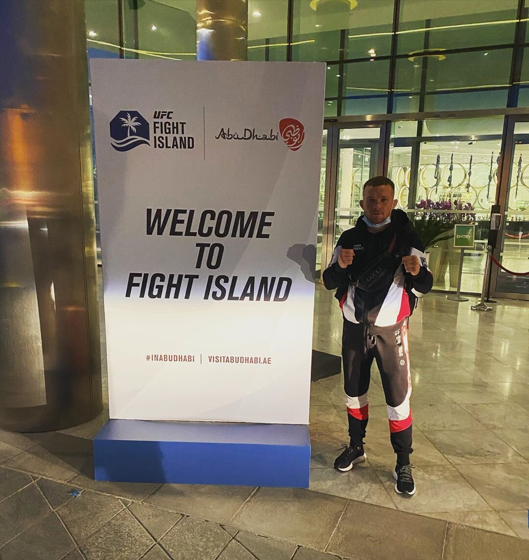 Петр Ян на "Бойцовском острове" / Фото Instagram @petr_yan