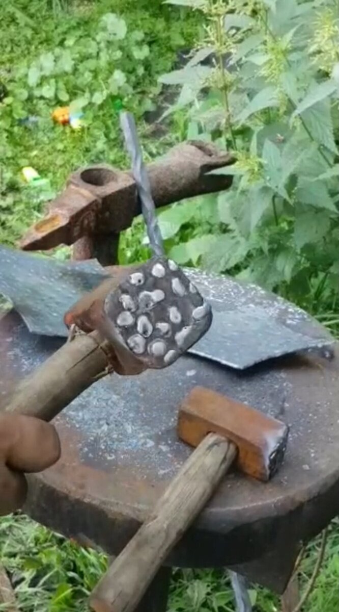 (С) зелимхан Евлоев