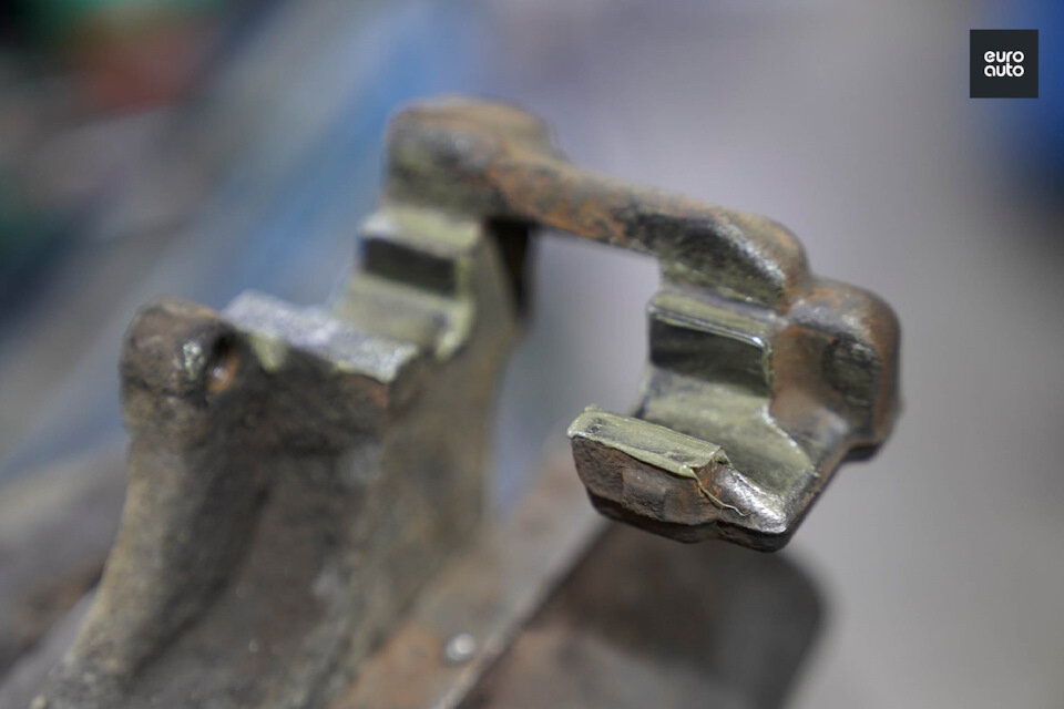 В чём причина неравномерного износа колодок? | ЕвроАвто | Запчасти и ...