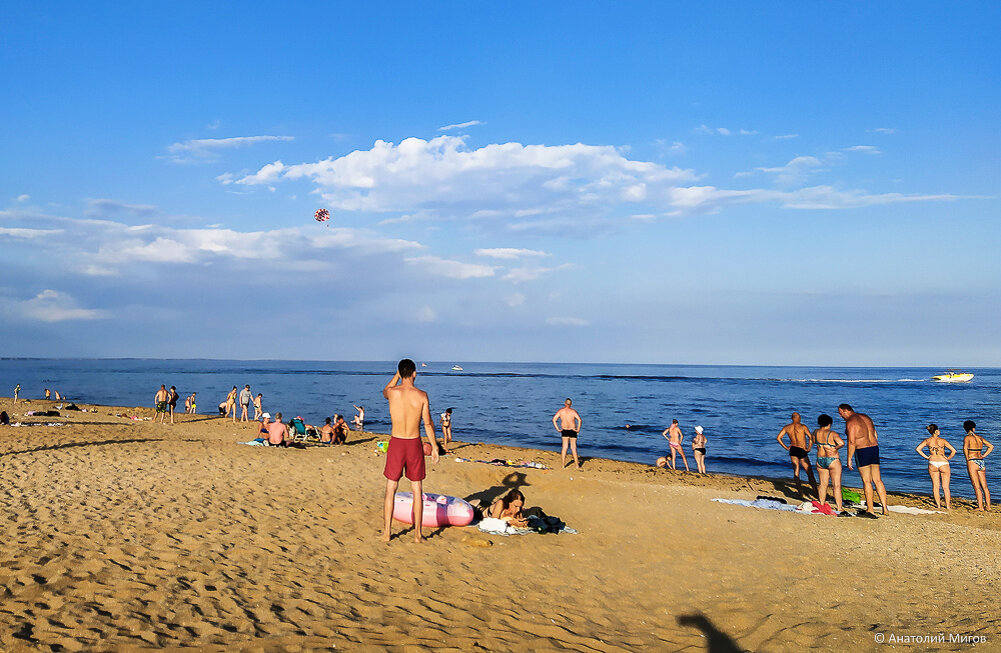 Про ситуацию с морем, пляжем и пробками на дорогах в районе Феодосии-Берегового