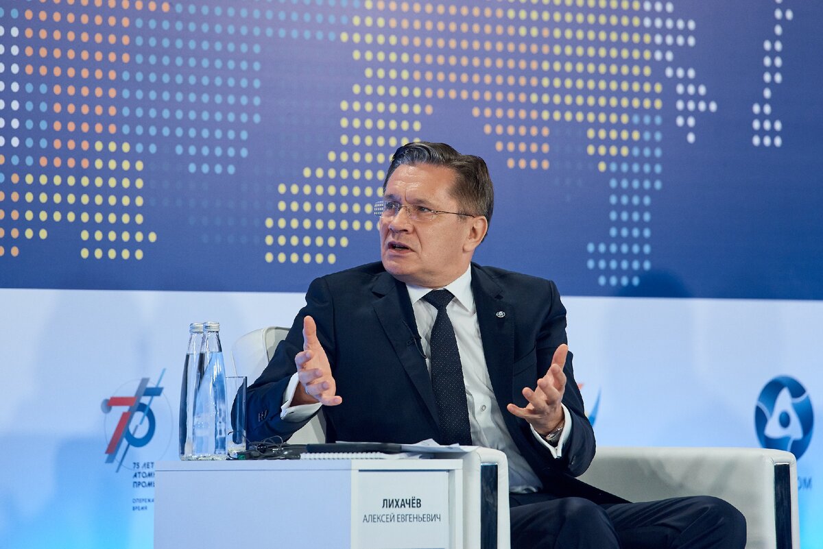 Алексей Лихачев