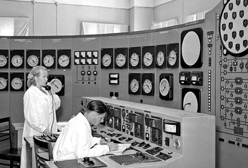 Пульт управления Обнинской АЭС 1954 г.
