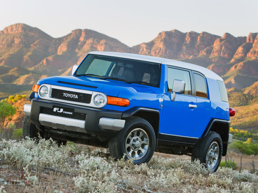 Тойота FJ Cruiser