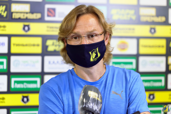 Валерий Карпин. Фото - официальный сайт ФК "Ростов"