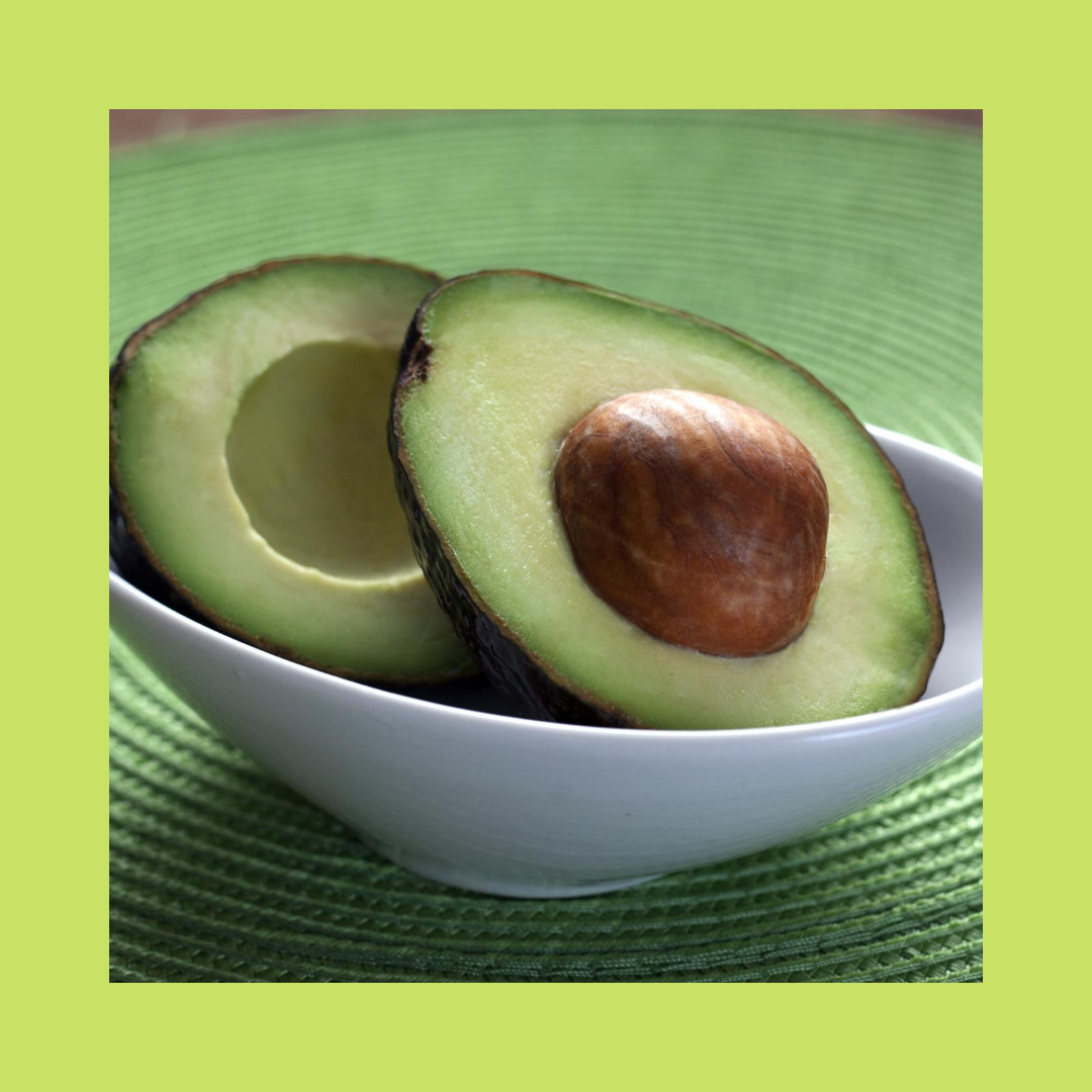 Авокадо обладает незаменимыми насыщенными жирами