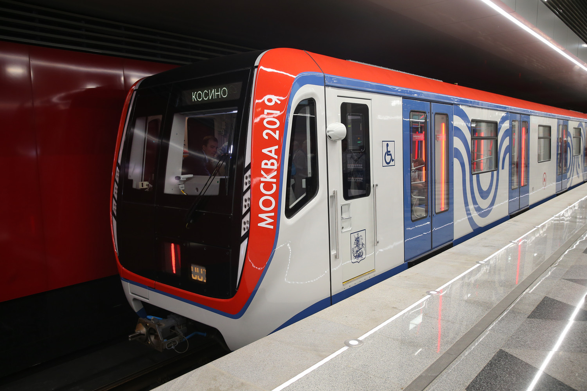 Поезд МосМетро