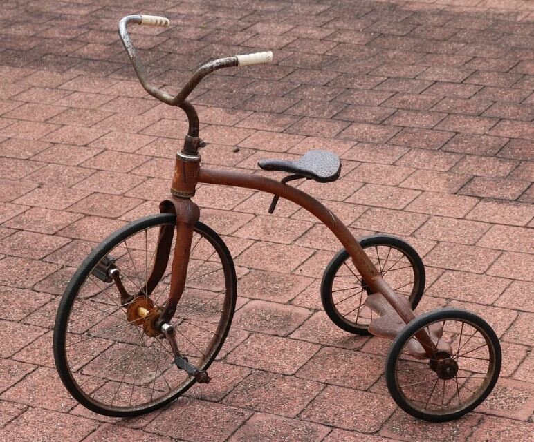 Примерно такой, только синий. Фото из интернета.