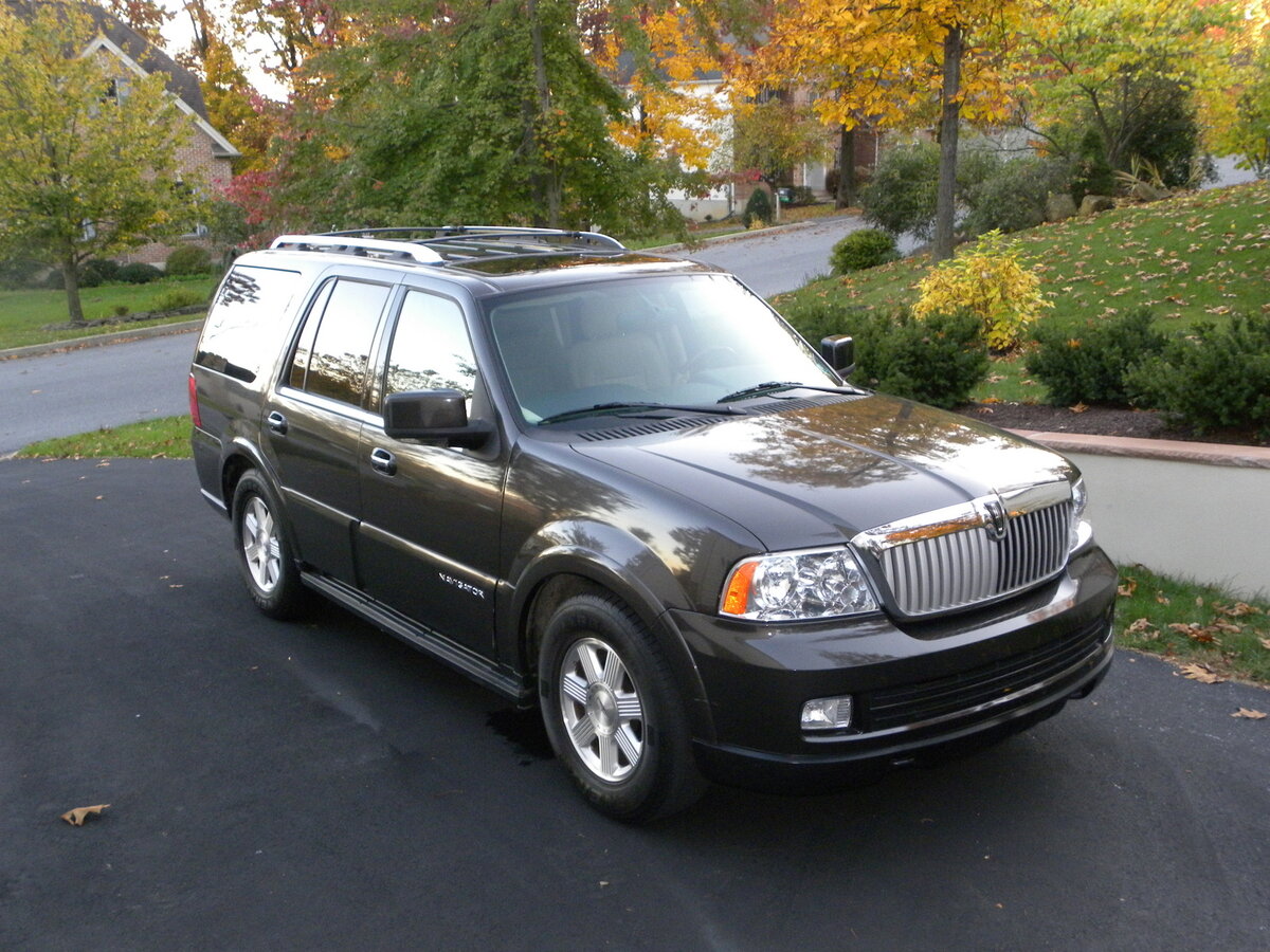 Lincoln Navigator 2