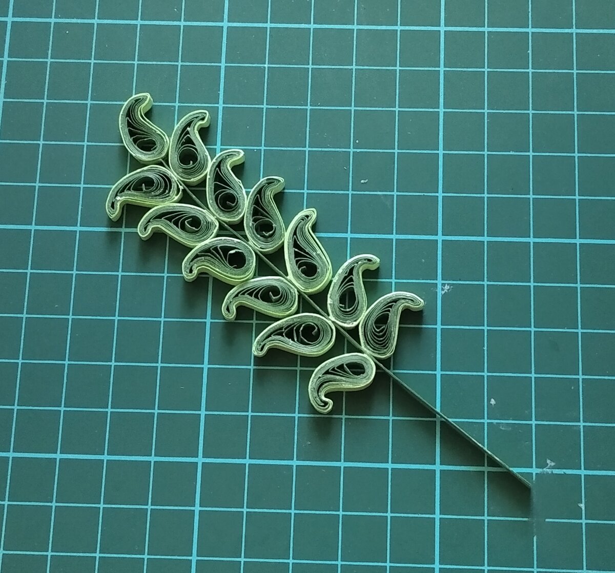 мастер-класс по такой веточке  удалила с канала, Буду делать заново