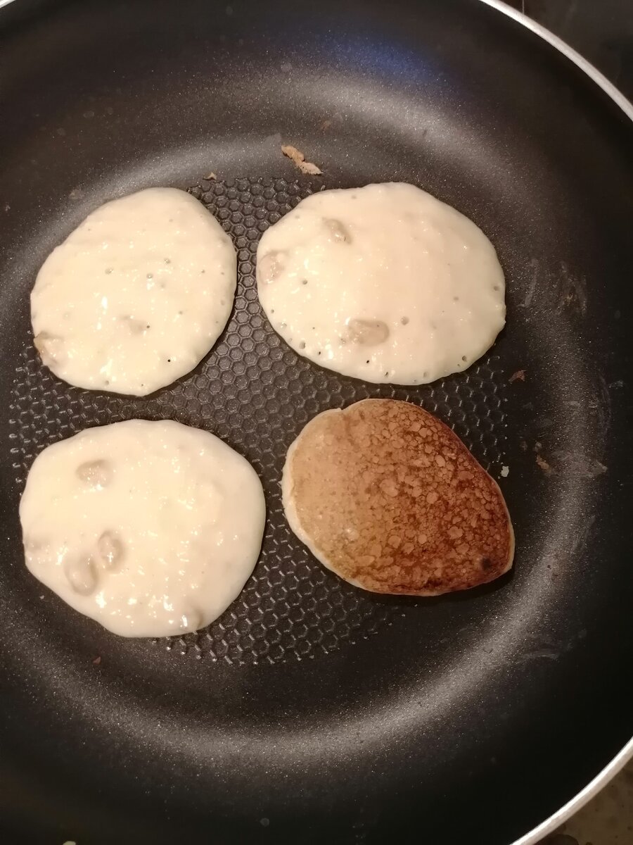 Переворот второй партии оладий