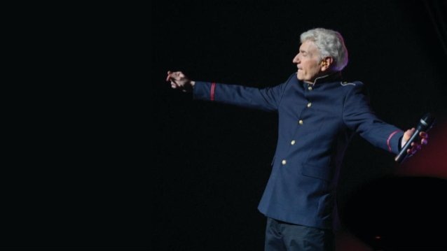 Деннис ДеЯнг