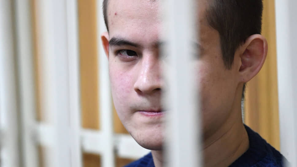 Кто-то назвал его мальчиком...