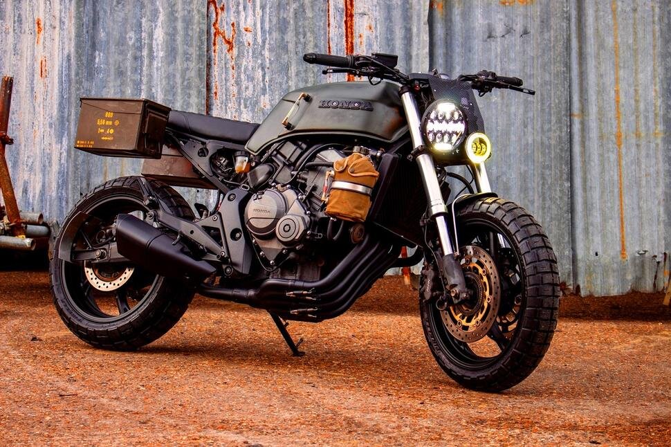 HONDA HORNET1