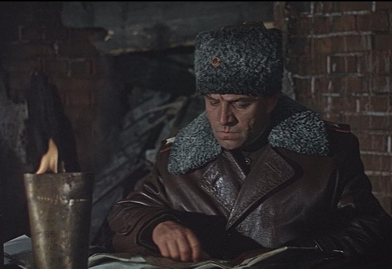 Кадр из сериала "Освобождение" (1971), М. Ульянов в роли Жукова 