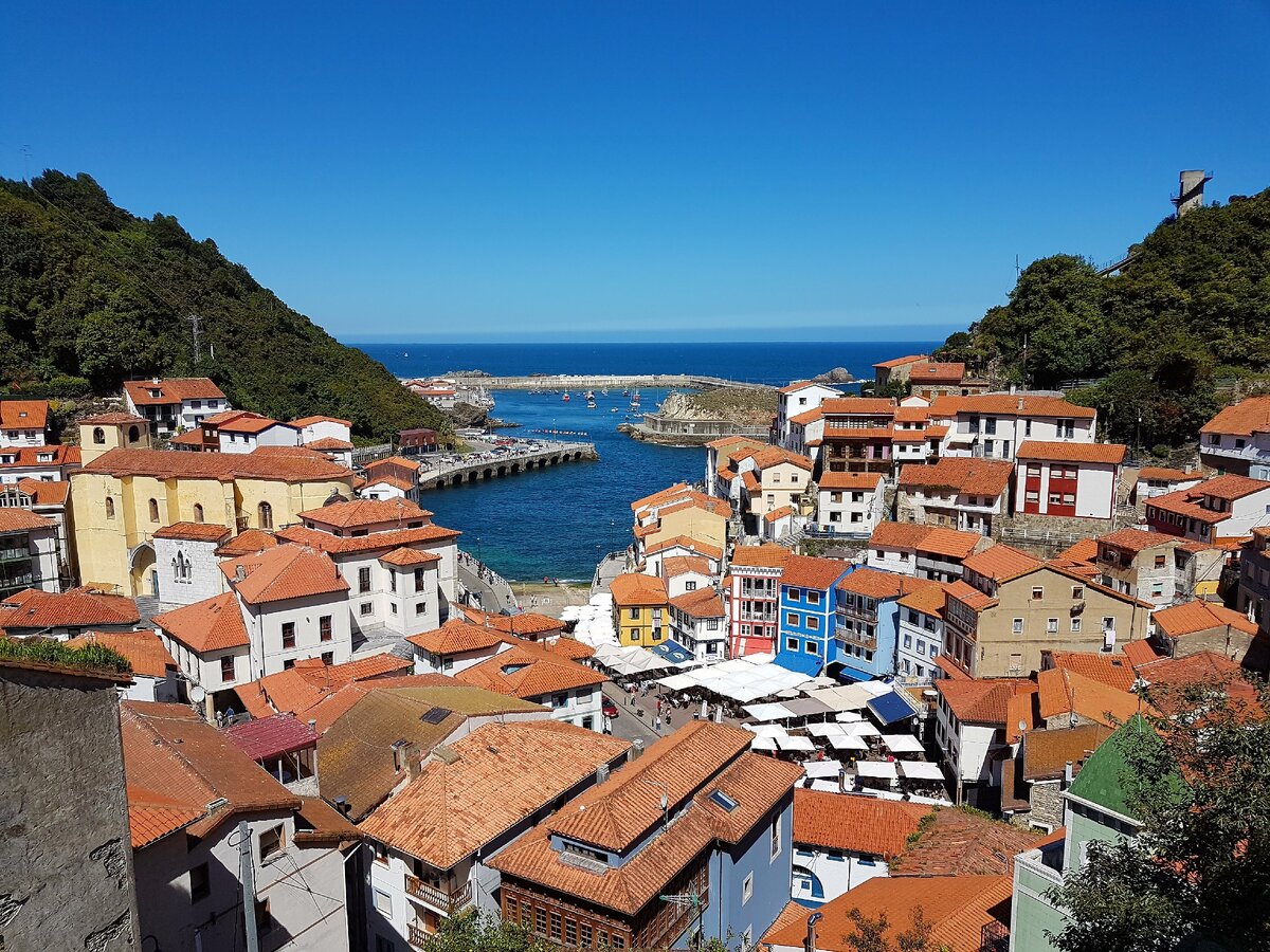 Photo by Miguel Ángel Sanz on Unsplash