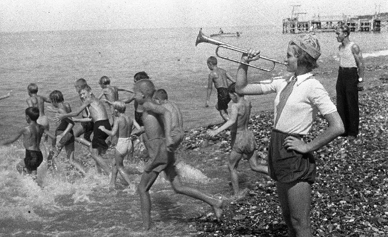 "Артек", 1948 г. Автор: Сергей Васин. Источник: проект "История России в фотографиях"