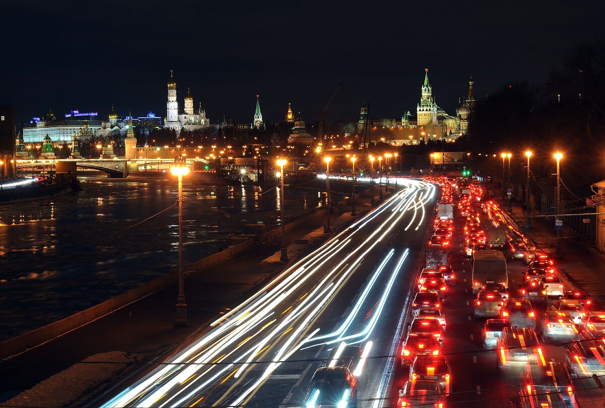 Вечерняя москва садовое кольцо пирогов александр