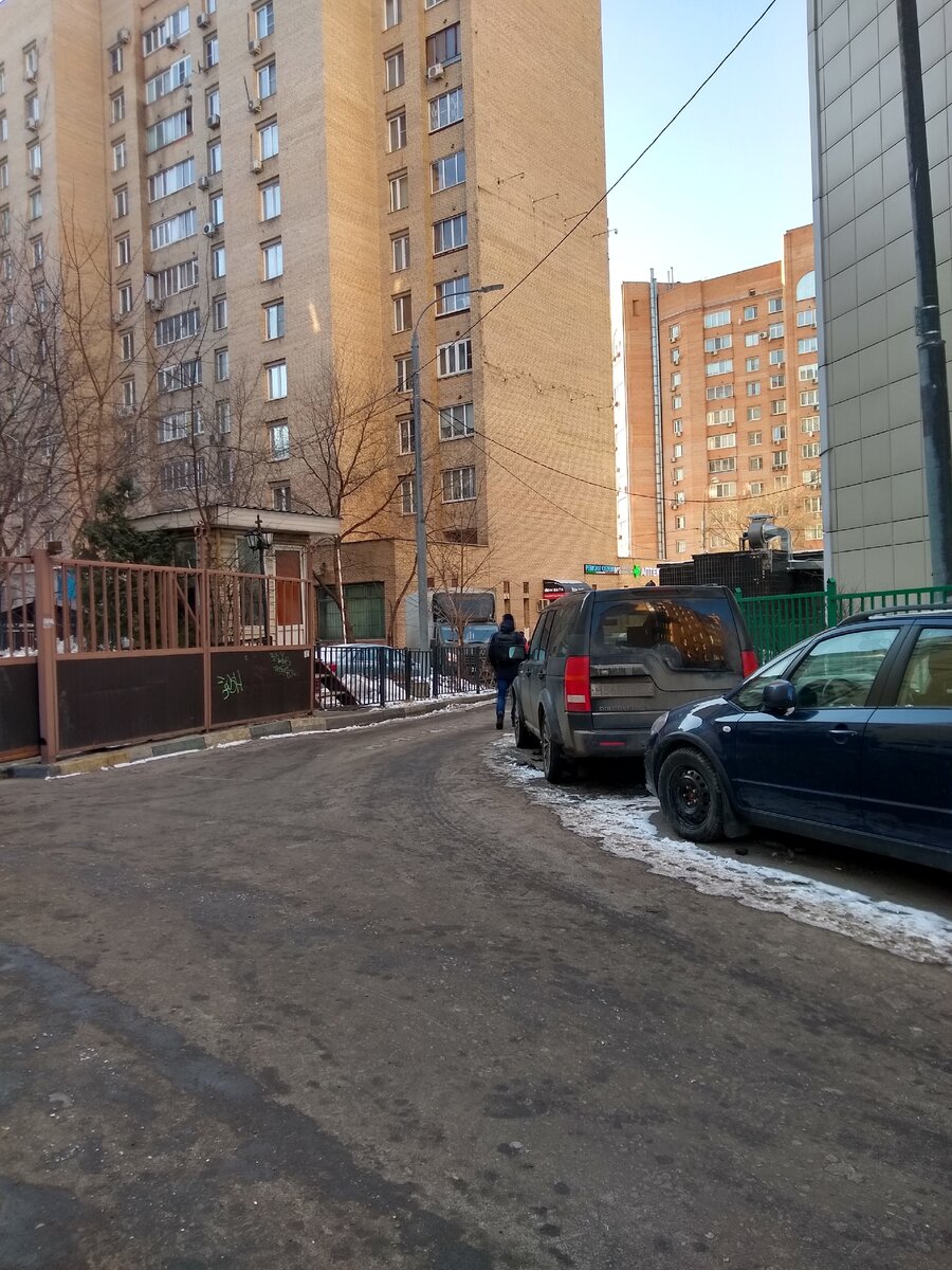 Кто покупает жилье в центре Москвы и почему я никогда не соглашусь там жить