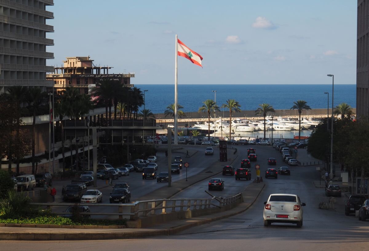 Флаг в центре Бейрута