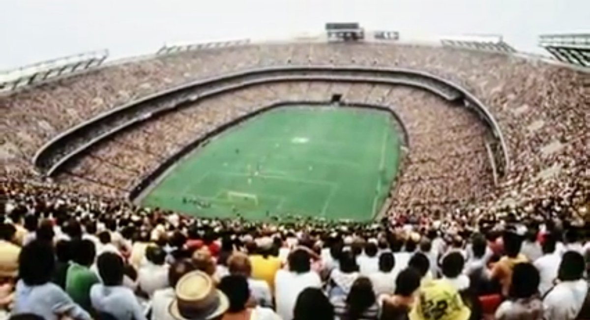 Домашний матч Нью-Йорк Космос. 1980 год.