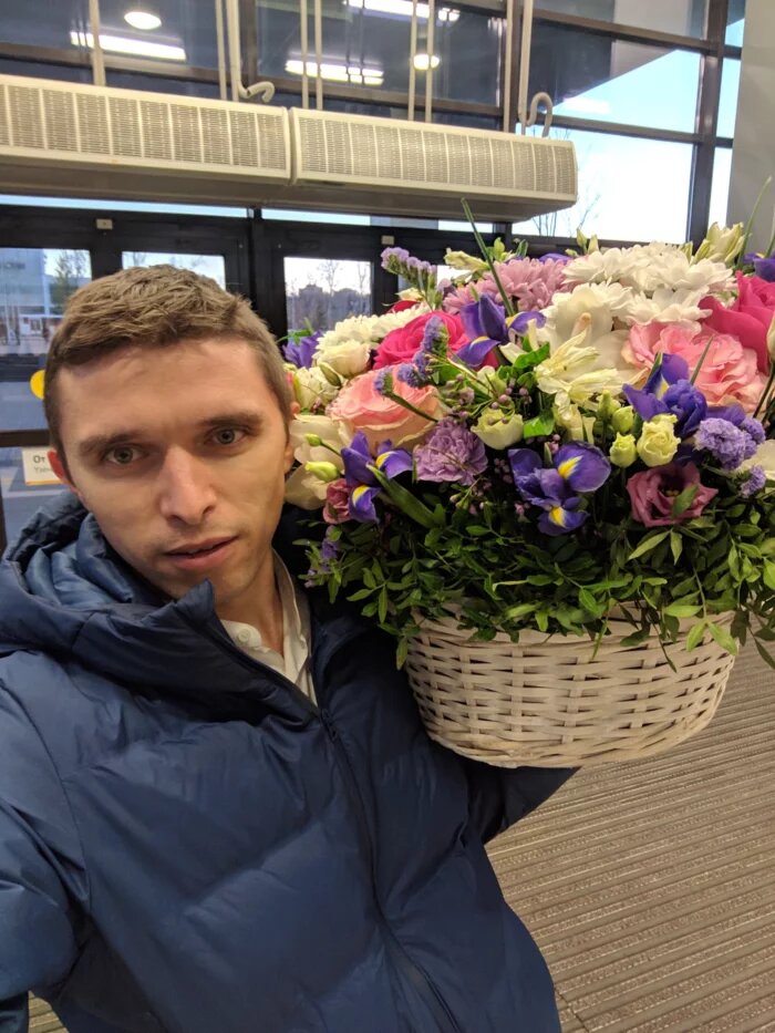 Доставляю цветы 