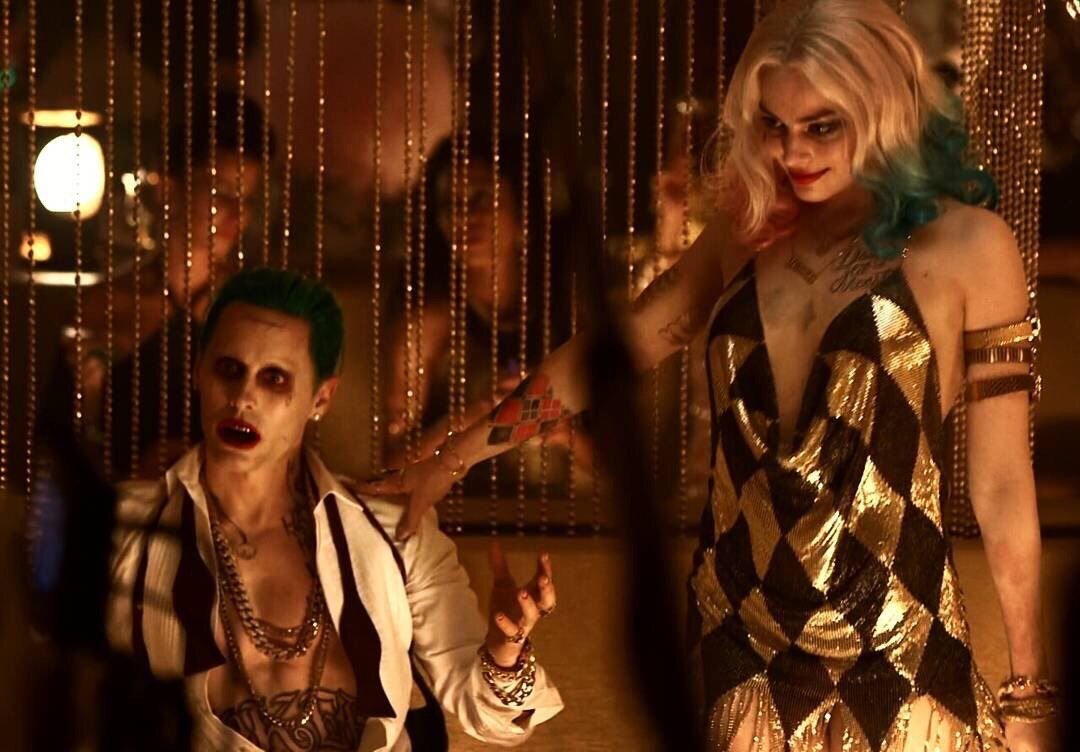 Король и королева готэм сити слушать. Король и королева готэм сити слушать. The joker and the queen. Джокер хит леджер и харли. The joker and the queen.
