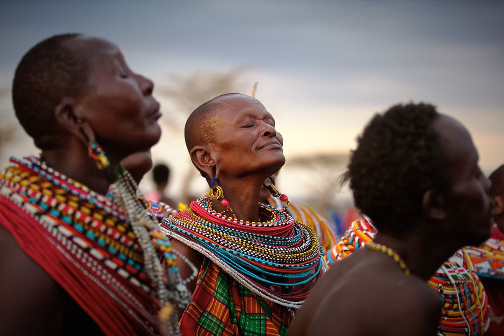 Племя Самбуру Африка Кения. Племя Самбуру Кения. Масаи народ Африки. Нилоты Масаи раса. Свет племя